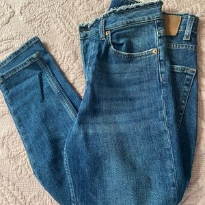 H&M skinny ankle high waist fringed jean